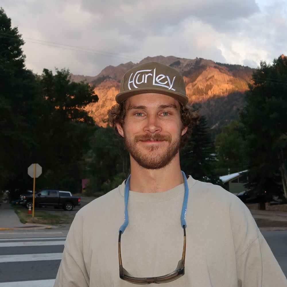 Meet your Posher, Demetrios